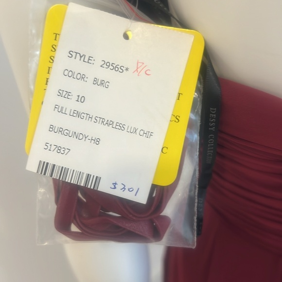 NWT SAMPLE SALE Dessy 2956 Burgundy size 10 Lux Chiffon Pristine - Picture 7 of 7